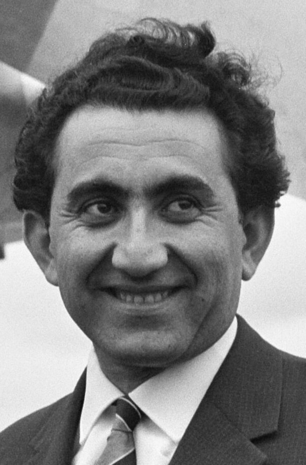 Petrosian, Tigran